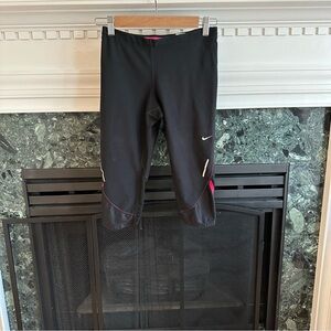 Nike Dri Fit Capri size small
